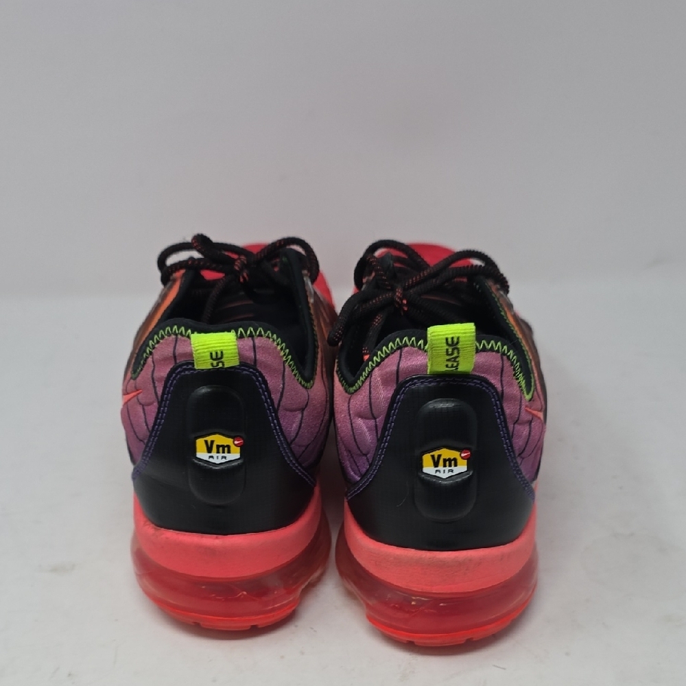 Nike Gradient Red and Pink Athletic Sneakers with Neon Green Men's Size 12 - Picture 4 of 7